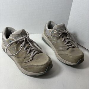 New Balance Sneakers Womens Size 8 D 928V3 Tan WW928GR3 Walking Comfort E1